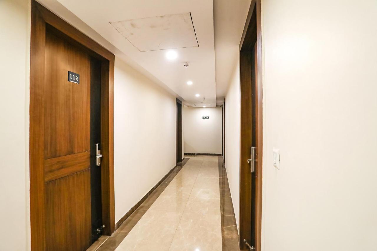 Fabhotel Aman Sara Lucknow Exteriör bild